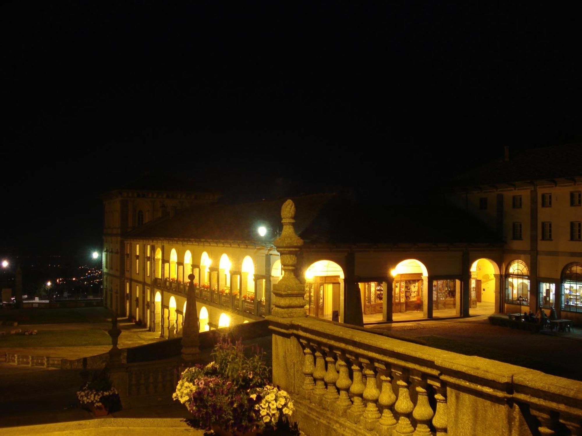 Albergue Santuario di Oropa Biella Exterior foto