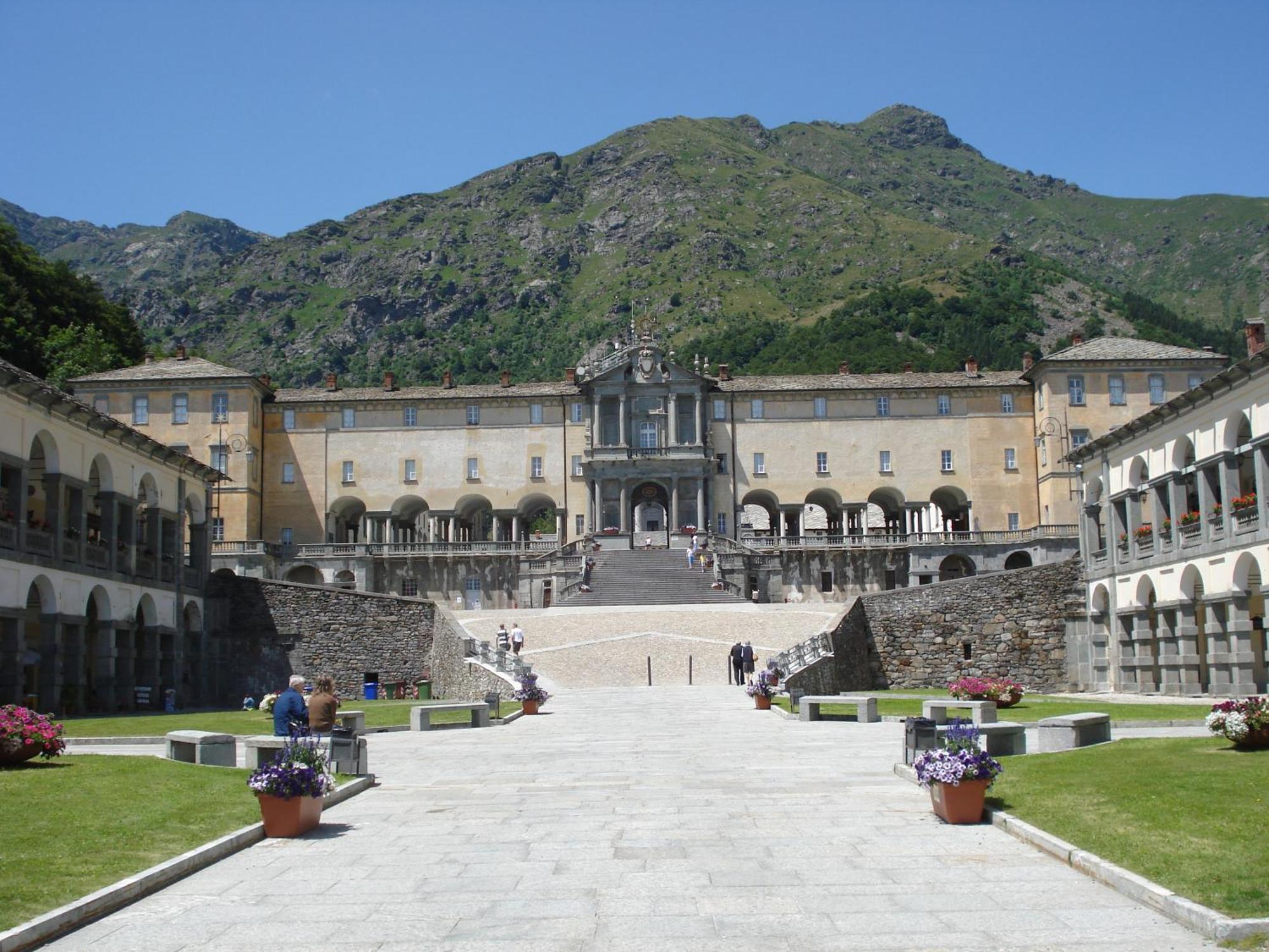 Albergue Santuario di Oropa Biella Exterior foto