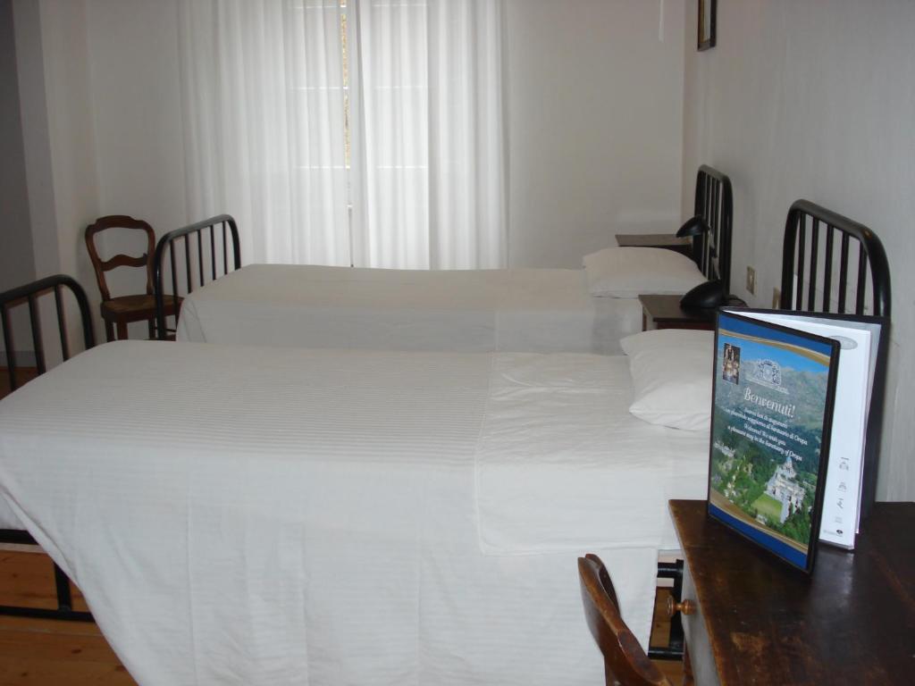 Albergue Santuario di Oropa Biella Habitación foto